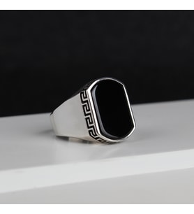 Oniks Taşlı 925 Ayar Gümüş Yüzük