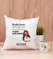 Kişiye Özel Alışıkın Değilsindir Tasarım Esprili Kare Yastık ve Yeşil Kupa