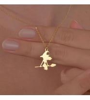 Kişiye Özel 925 Ayar Gümüş Zarif Cadı Figürlü Kolye (Gold)