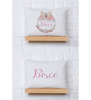 Pia Baby Premium %100 Pamuk İkili İsim Yazılı Kız Bebek Yastık Kılıfı – 35x45 cm Organik Baskı 5028-13 (Ekru)