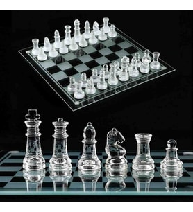 Wolawood Diamond Cam Satranç Takımı Şeffaf ve Buzlu Cam Taşlı Lüks Masaüstü Dekoratif Satranç Seti Hediyelik Özel Kutu