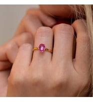 14 Ayar Altın Pembe Taşlı Yüzük