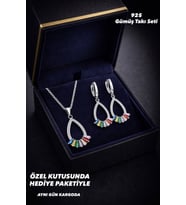 925 Ayar Damgalı Gümüş Kaplama Gümüş Renkli Taşlı Modern Tasarım  Gümüş Kolye Küpe Takı Seti Hediye Set