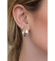 Xuping Rose Gold İnci Detaylı Zirkon Taşlı Kadın Çelik Küpe (Mürdüm)
