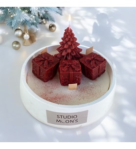 Studio Moon's Vanilya Kokulu  Kırmızı Çam Ağacı & Yeni Yıl Işıltısı Mum