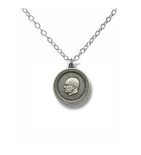 Mustafa Kemal Atatürk Madalyon Figürlü Unisex Kolye – Anlamlı ve Şık Tasarım (Gümüş)