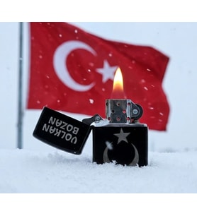 Kişiye Özel İsimli Benzinli Çakmak  Lazer Kazıma Türk Bayrağı & İsim  Özel Hediye