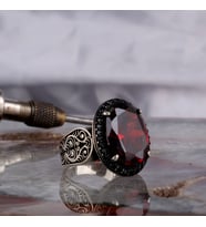 ZİRKON TAŞLI OVAL MODEL 925 AYAR GÜMÜŞ ERKEK YÜZÜK