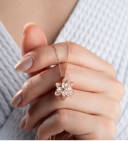 925 Ayar Gümüş Rose Lotus Çiçeği Kolye