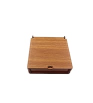 Pigado Ahşap Takı Aksesuar Kutusu 11x11 cm (Kahverengi)