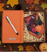 Kişiye Özel Turuncu Defter& Beyaz Roller Kalem& Fular Hediye Seti