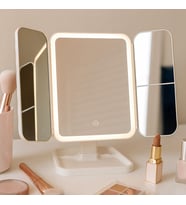 LED Işıklı Katlanabilir Şarjlı Beyaz  Makyaj Aynası