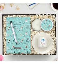 Kişiye Özel Tasarım Defter & Gümüş Renk Detaylı Beyaz Tükenmez Kalem & Beyaz Metal Kutulu Mum & Kişiye Özel Fincan Hediye Seti (Model 8)