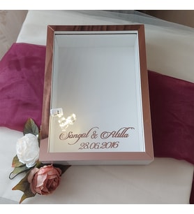 25X35 BEYAZ-ROSEGOLD LEDLİ DERİN ANI ÇERÇEVESİ- NİŞAN SÖZ GÜLLERİNİZ İÇİN ÇERÇEVELER