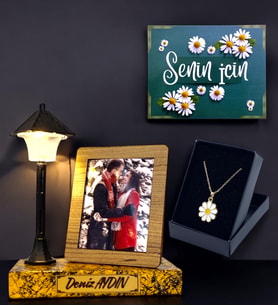 Kişiye Özel Işıklı Mermer Tasarımlı Masa Lambası & Papatya Kolye HA3 (Gold)