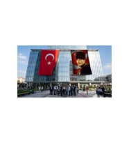 Mavi Gözlü Kalpaklı Gazi Mustafa Kemal Atatürk Ay Yıldız Poster Bayrak ve Türk Bayrağı Premium Raşel Kumaş 2'li Set 10x15 metre ATA37