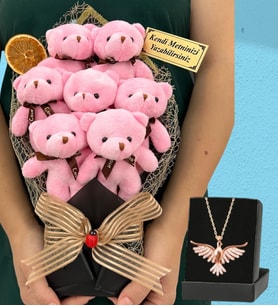 Kişiye Özel Büyük Boy 7'li Tasarım Peluş Ayıcık Buketi ve Zümrüdü Anka Kuşu Kolyesi (Model 1)