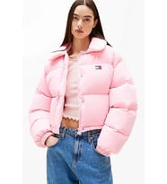Tommy Jeans TJW CRP BADGE COLLAR DOWN PUFFER Kadın pembe Mont DW0DW20390TPF
