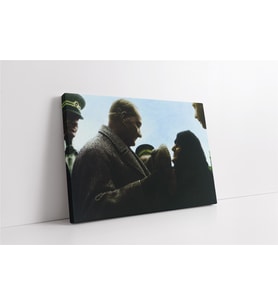 Atatürk ve Yaşlı Kadın