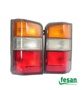 Mitsubishi L300 Sag + Sol Arka Stop Lambasi Takimi 1998--2005 408903719