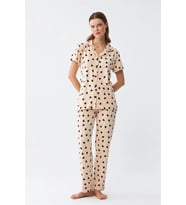 Kadın Krem Rengi Kalp Desenli Önden Düğmeli Pijama Takımı