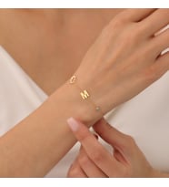 925 Ayar Gümüş Harf ve Nal Taşlı Şans Bileklik (Gold)