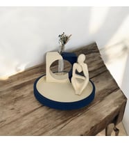 MODERN DEKORATİF SET- DÜŞÜNEN ADAM FİGÜRÜ,TÜPLÜ VAZO VE TEPSİ
