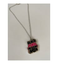 Blackpink Kolyesi – K-Pop Hayran Ürünü  Unisex  Gümüş Renk Kolye