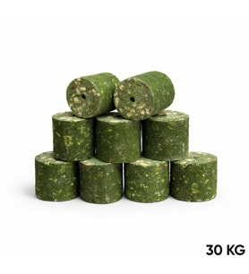 Sazan Yemi - Delikli Küspe - Mısır - Silindir - Yeşil - 30 Kg Paket