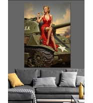Tank Üzerinde Pinup Kadın Dekoratif Kanvas - Mdf Ahşap Tablo