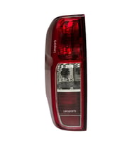 Leoparts Nissan Navara Stop Lambası Sol 2006-2014 26555-EB383