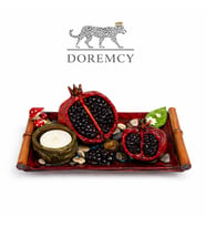 Doremcy Nar Mumluklu Dekoratif Tepsi 17x11 cm Polyester Döküm Biblo Seti (Kırmızı)