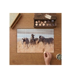 Üç Arkadaş Zebralar Tasarımı 240 parça Ahşap Puzzle Ahşap Kutuda MP08195
