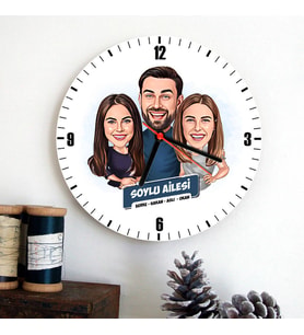 Anne Baba ve Genç Kızları Karikatürlü Duvar Saati