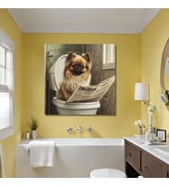 Tekli Kare Kanvas Banyo Tablosu Gazete Okuyan Dik Kulaklı Pekinez Köpek