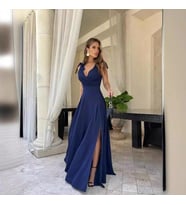 Kadın Askılı Omuzdan Bağlamalı Kruvaze Yakalı Uzun Yırtmaçlı Janjan Krep Elbise