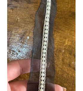 EN 4 CM İNCİ BONCUKLU ŞERİT DİKİŞ GİYİM AKSESUARI 1 METRE