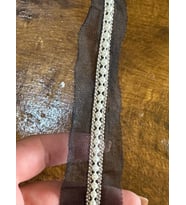 EN 4 CM İNCİ BONCUKLU ŞERİT DİKİŞ GİYİM AKSESUARI 1 METRE
