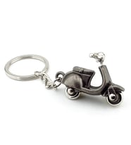 Vespa Scooter Motosiklet Italya Metal Gri Anahtarlık (Çok Renkli)