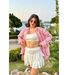 Pembe Renk Yaka Taş Detaylı Gofre Dokulu Çizgili Gömlek