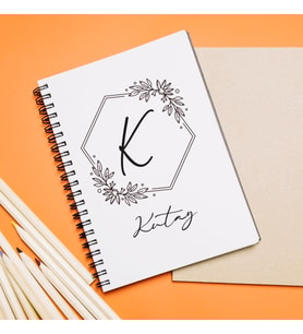 Baş Harfli İsim Tasarımlı Defter Kişiye Özel