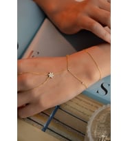 925 Ayar Gümüş Gold Kaplama Zirkon Taşlı Çiçek Model Şahmeran Bileklik