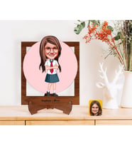 BK Gift Kişiye Özel Kız Çocuk Karikatürlü Ahşap Standlı 3D Biblo-6 (Beyaz)