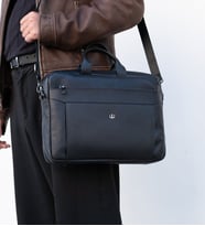 Crush Hakiki Deri Kişiye Özel İsim Baskılı Macbook Uyumlu Laptop, Evrak Çantası