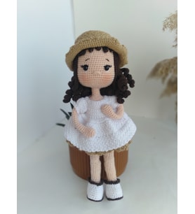 Amigurumi Maya Bebek beyaz elbiseli örgü bebek
