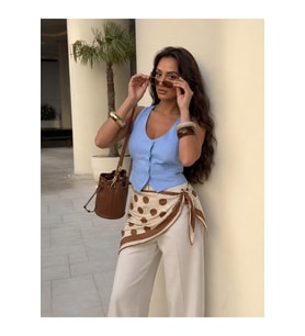 Premium Bordürlü Sık Puantiye Üçgen Fular – Ekru Camel 46x127cm