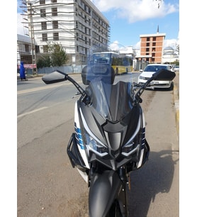 MOTOCAM Arora Chinf 318 Ön Cam 2023-2026 Model 75cm Şeffaf Renkli 4mm UZUN