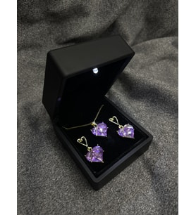 Kalpli Love Kolye ve Küpe Set Kombin - Özel Işıklı Kutu İle Birlikte