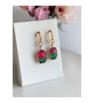 Kristal Taşlı Altın Kaplama Küpe (Yeşil-Pembe)