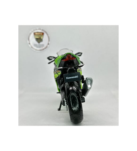 Ninja ZX-6R 1:12 Diecast Motosiklet Model – Lisanslı Metal